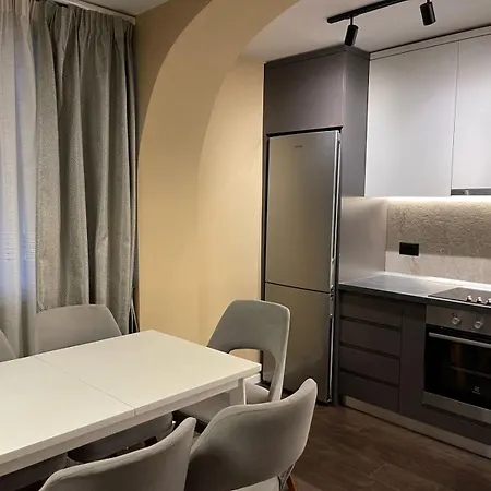 Rov Bright Apartment *